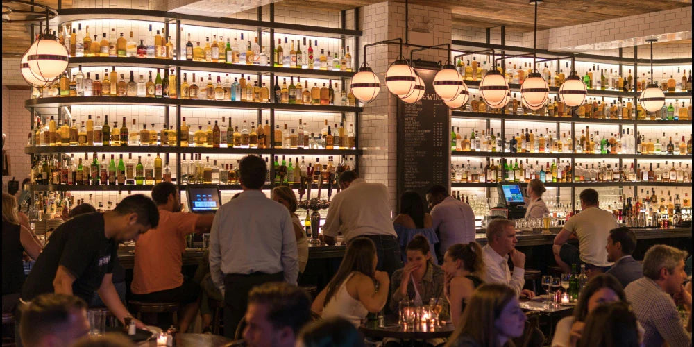 8 Bar Safety Tips: Essential Advice for a Safe Night Out